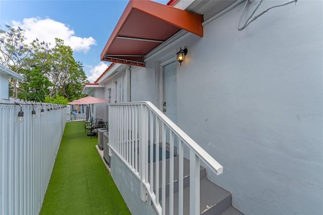 6355 SW 30th Street, Miami, FL 33155