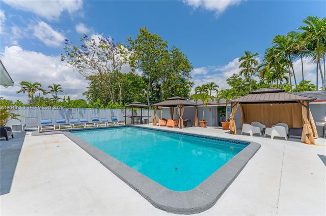 6355 SW 30th Street, Miami, FL 33155