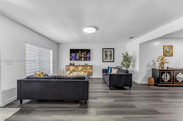 6355 SW 30th Street, Miami, FL 33155