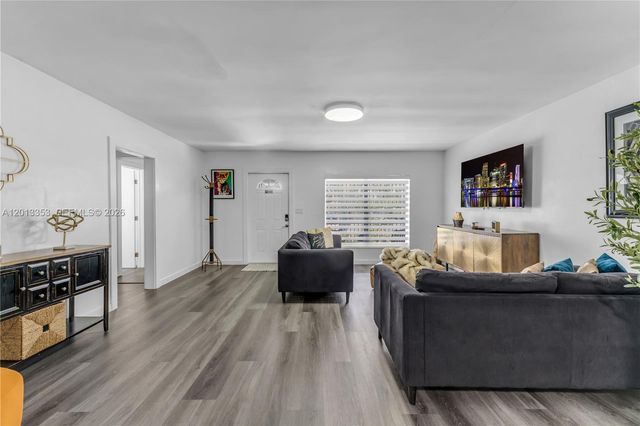 6355 SW 30th Street, Miami, FL 33155