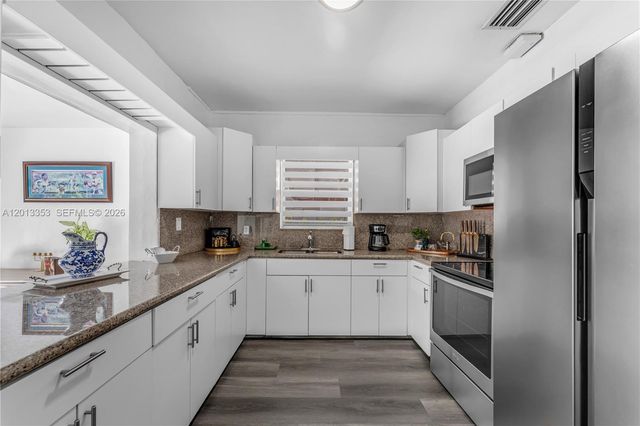 6355 SW 30th Street, Miami, FL 33155