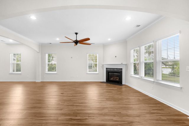 5116 Country Pine Dr., Myrtle Beach, SC 29579