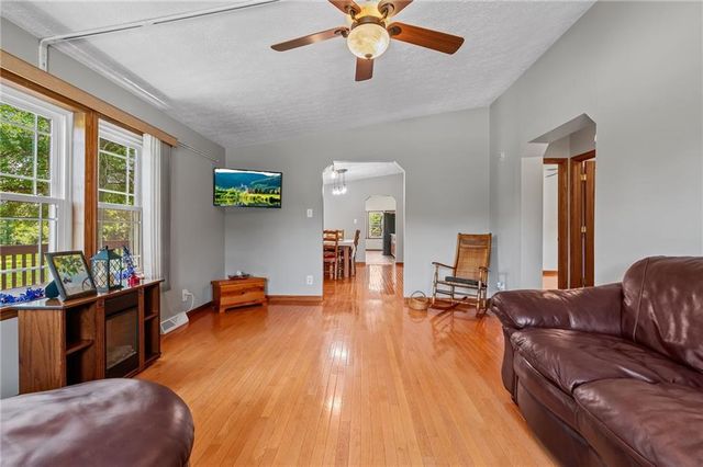 38298 Hwy 210 Highway, Richmond, MO 64085