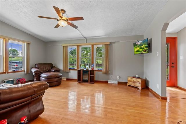 38298 Hwy 210 Highway, Richmond, MO 64085