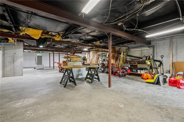 38298 Hwy 210 Highway, Richmond, MO 64085