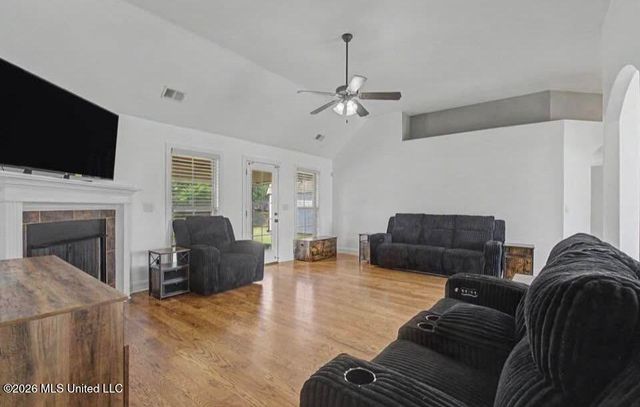 3777 Marcia Louise Drive, Southaven, MS 38672