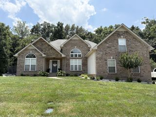 4392 Taylor Hall Ln, Adams, TN 37010