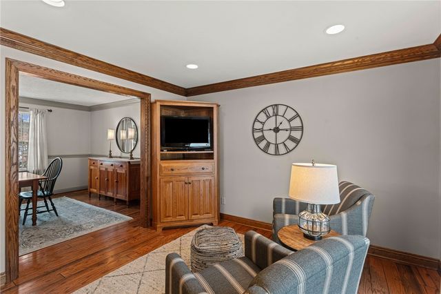 4935 Field Acres Dr, Hampton, PA 15044