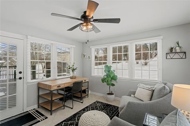 4935 Field Acres Dr, Hampton, PA 15044