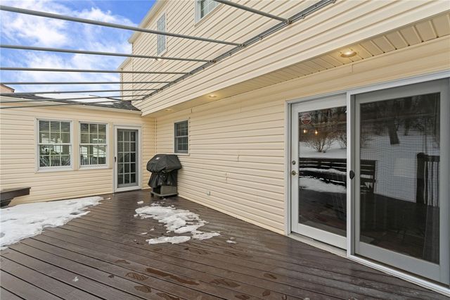 4935 Field Acres Dr, Hampton, PA 15044