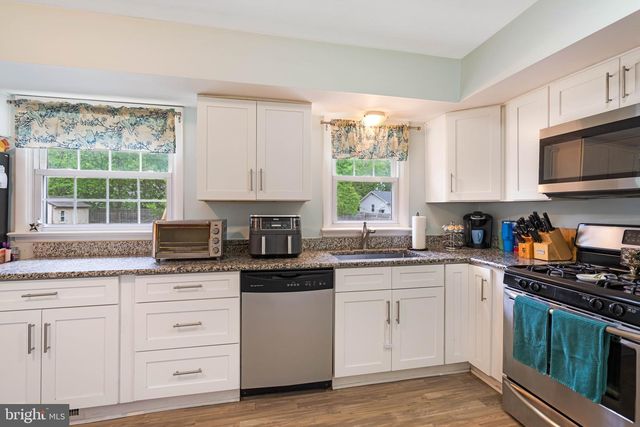 20 WILDWOOD AVE, Millville, NJ 08332