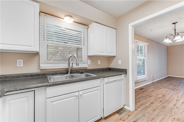 3 Tiffany Lane, Bella Vista, AR 72715