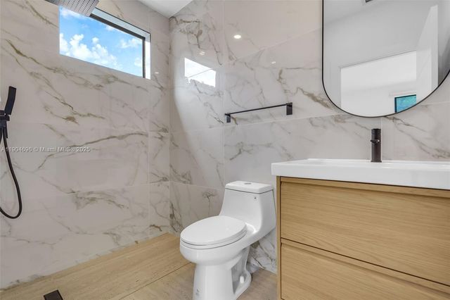 1819 SW 11th Ter, Miami, FL 33135