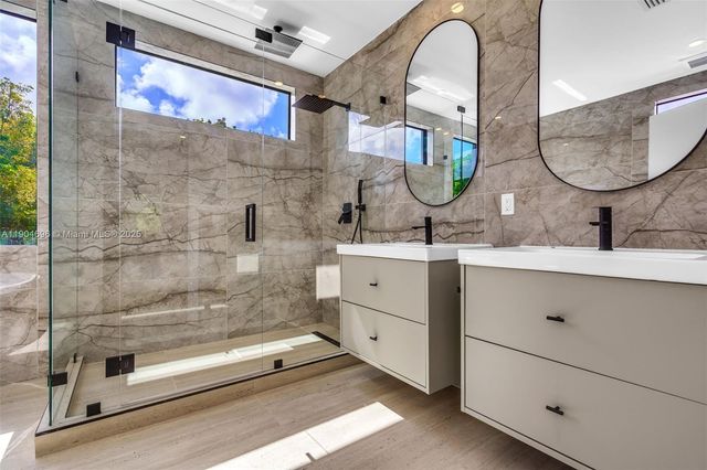 1819 SW 11th Ter, Miami, FL 33135