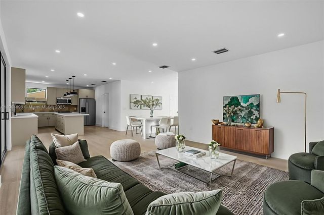 1819 SW 11th Ter, Miami, FL 33135