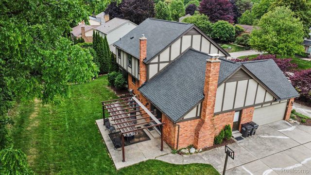 20145 Woodbend Drive, Northville Township, MI 48167