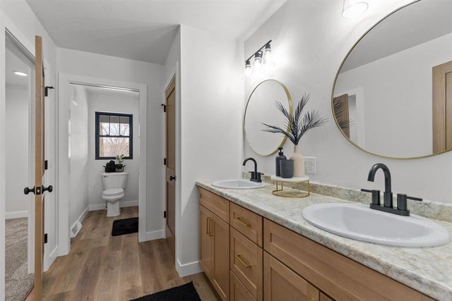 2849 RUSCHFIELD DRIVE, Oshkosh, WI 54904