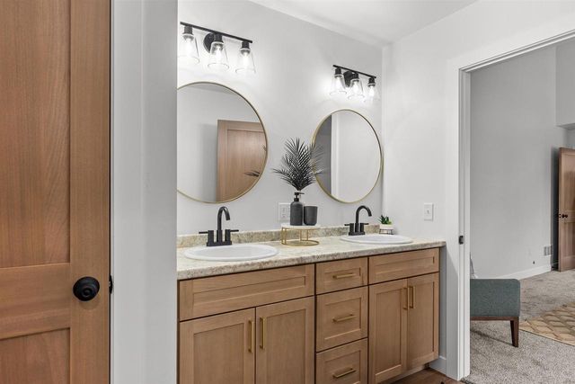 2849 RUSCHFIELD DRIVE, Oshkosh, WI 54904