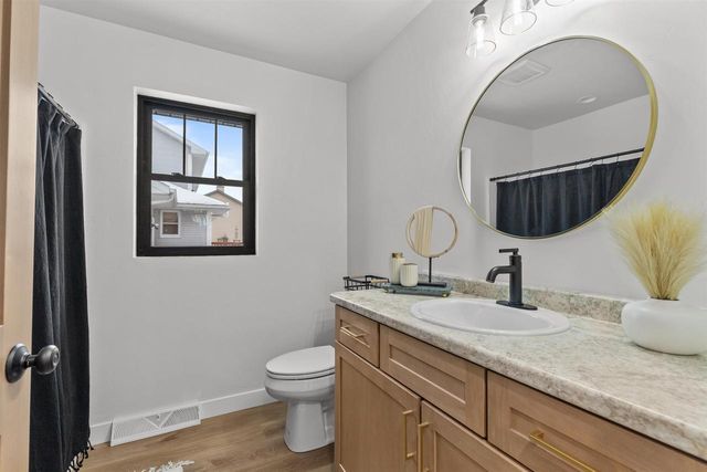 2849 RUSCHFIELD DRIVE, Oshkosh, WI 54904