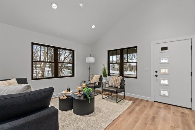 2849 RUSCHFIELD DRIVE, Oshkosh, WI 54904