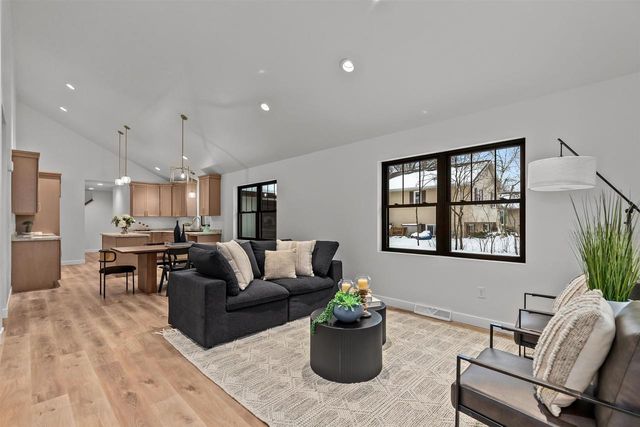 2849 RUSCHFIELD DRIVE, Oshkosh, WI 54904