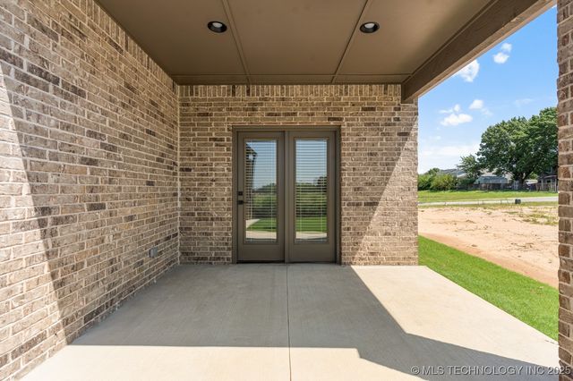 2513 W Twin Oaks Street, Broken Arrow, OK 74012