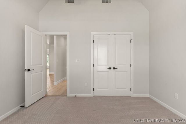 2513 W Twin Oaks Street, Broken Arrow, OK 74012