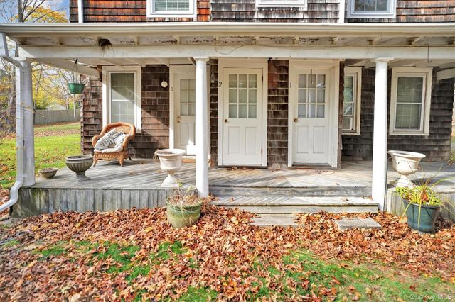 14 Halsey Avenue, East Quogue, NY 11942