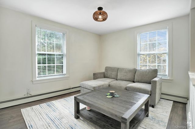 14 Halsey Avenue, East Quogue, NY 11942