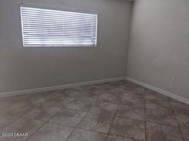 102 S Peninsula Dr Apt 105, Daytona Beach, FL 32118