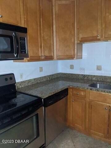 102 S Peninsula Dr Apt 105, Daytona Beach, FL 32118