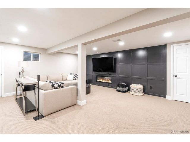 7359 Rochester Ct, Castle Pines, CO 80108