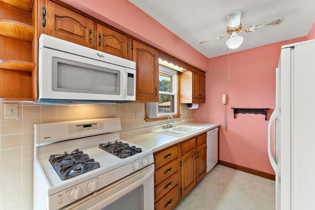 318 N Ohio Street, Hobart, IN 46342