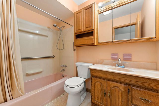 318 N Ohio Street, Hobart, IN 46342