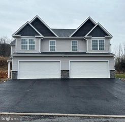 35 ROSALIES WAY, Temple, PA 19560