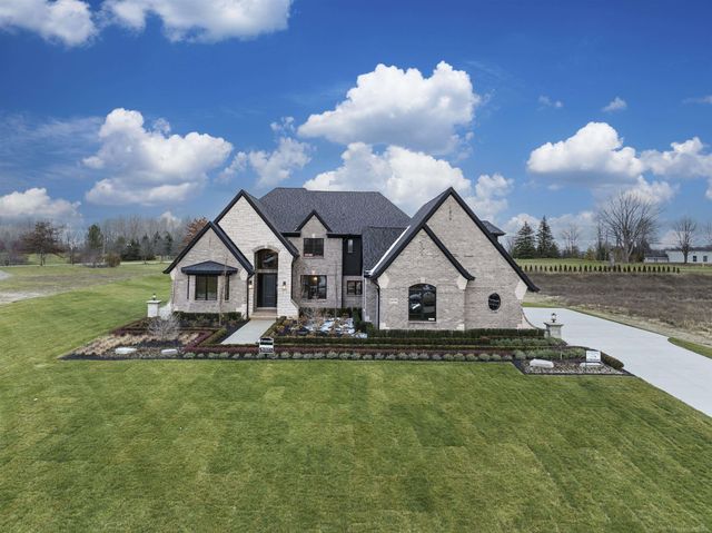 67770 Overlook Trail Drive, Washington Twp, MI 48095