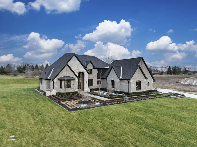 67770 Overlook Trail Drive, Washington Twp, MI 48095