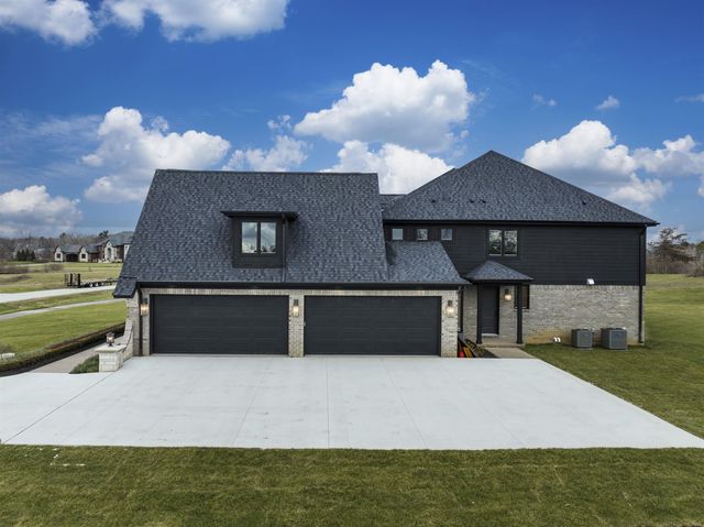 67770 Overlook Trail Drive, Washington Twp, MI 48095