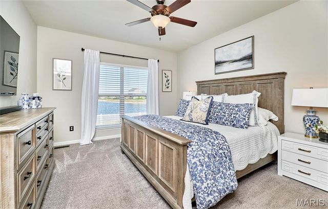 205 Charlestowne Place Drive, St Charles, MO 63301