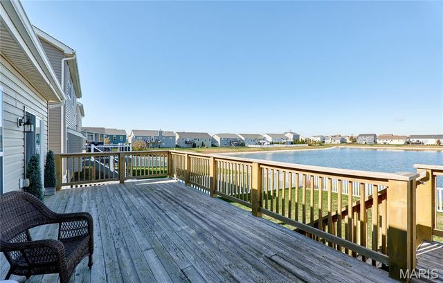 205 Charlestowne Place Drive, St Charles, MO 63301