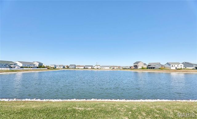 205 Charlestowne Place Drive, St Charles, MO 63301