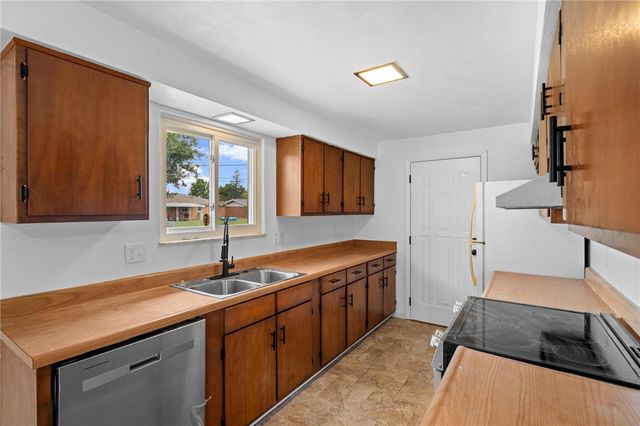 617 Bradfield Drive, Trotwood, OH 45426