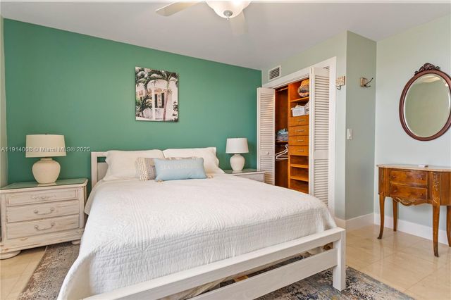 3800 S Ocean Dr 505, Hollywood, FL 33019