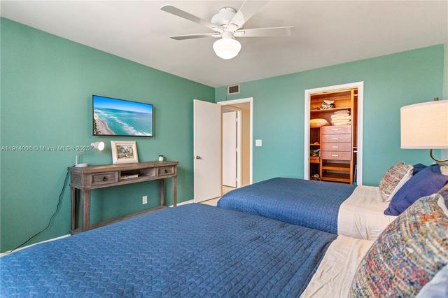 3800 S Ocean Dr 505, Hollywood, FL 33019