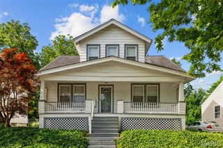 7052 Tholozan Avenue, St Louis, MO 63109