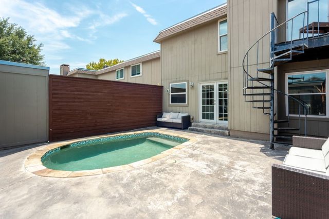 13340 Kit Lane B09, Dallas, TX 75240
