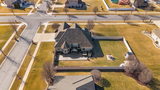 9112 W 96th Place, St. John, IN 46373