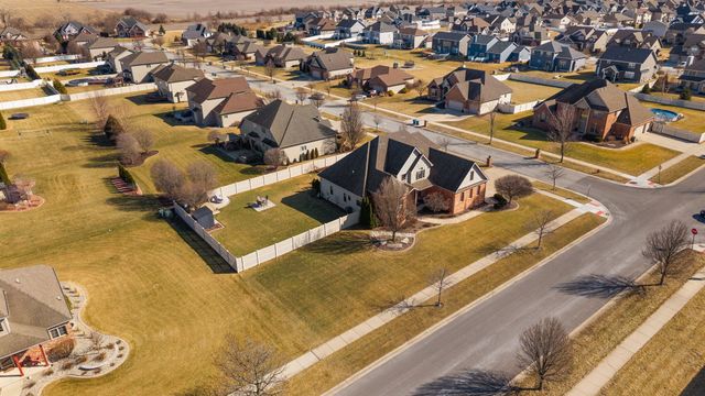 9112 W 96th Place, St. John, IN 46373