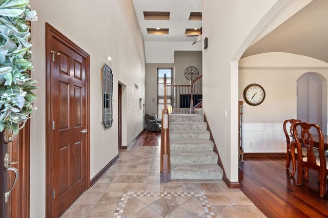 9112 W 96th Place, St. John, IN 46373