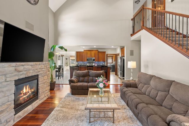 9112 W 96th Place, St. John, IN 46373